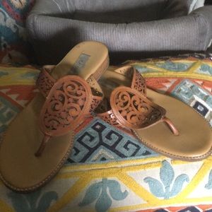 Brighton camel scroll leather sandals 7 cedar